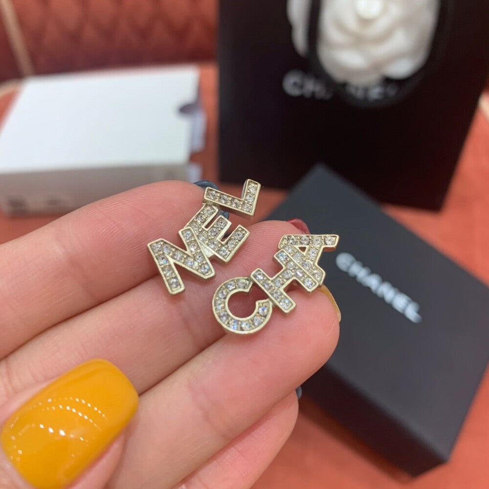 C 귀걸이
